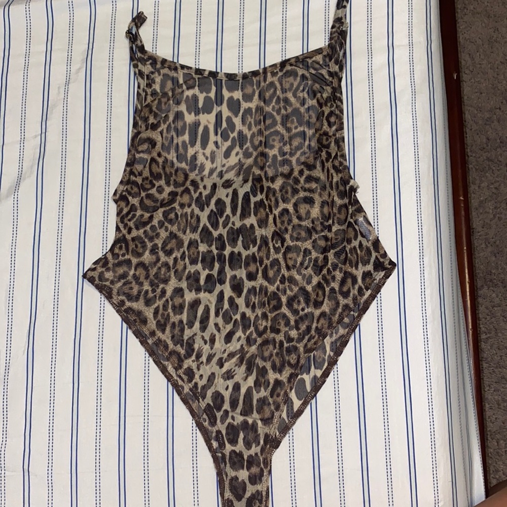 Women’s forever 21 bodysuit